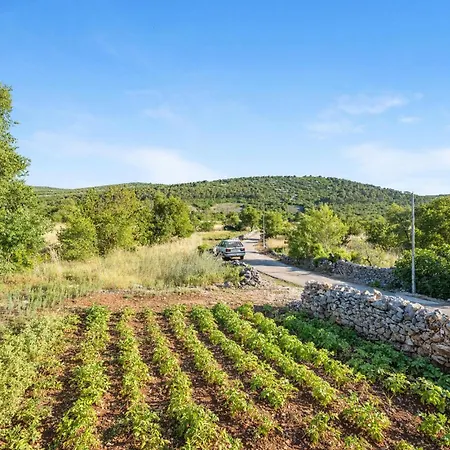 Stunning In Krusevo Holiday home *